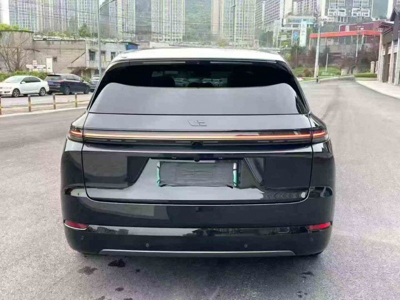 重庆24年理想L79