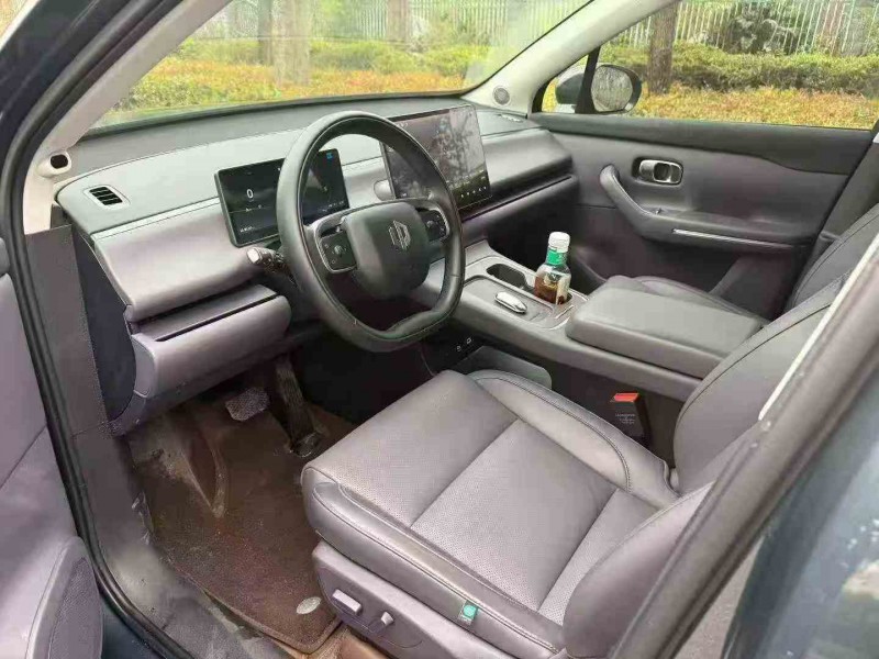 邵阳25年零跑汽车C105