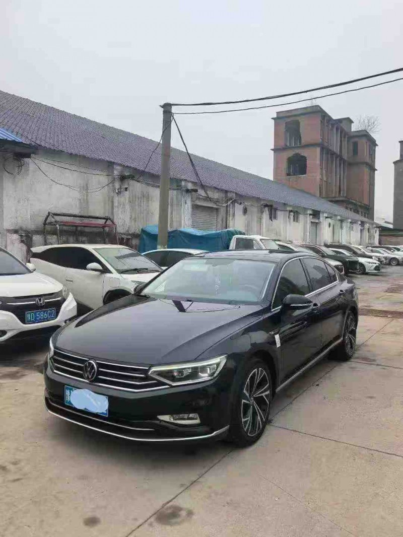 平顶山22年大众迈腾4