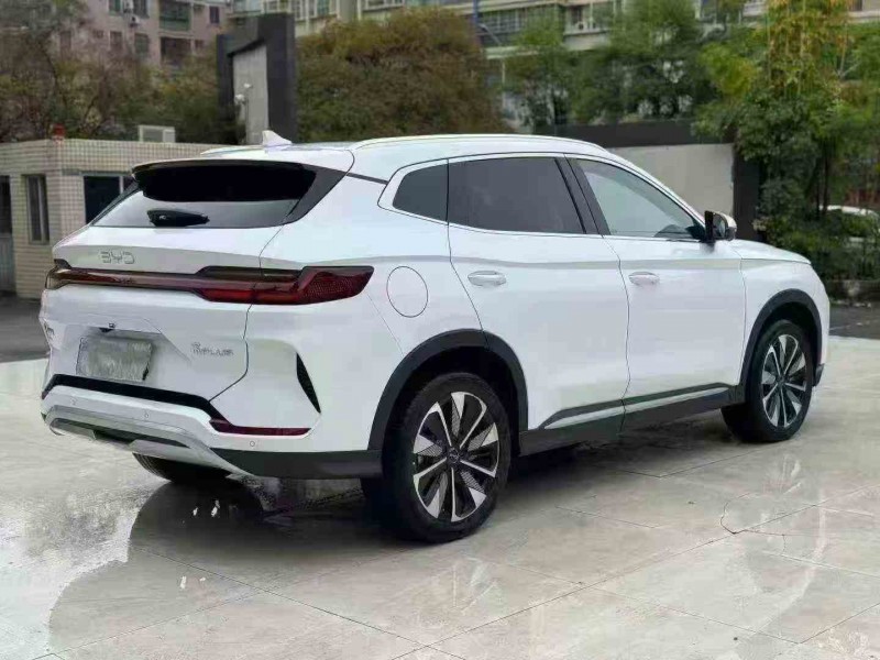 珠海25年比亚迪宋8