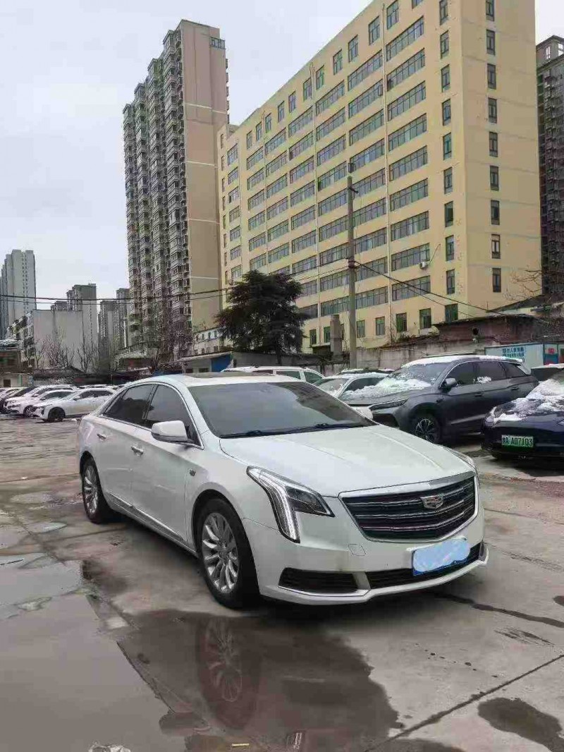 平顶山19年凯迪拉克XTS9