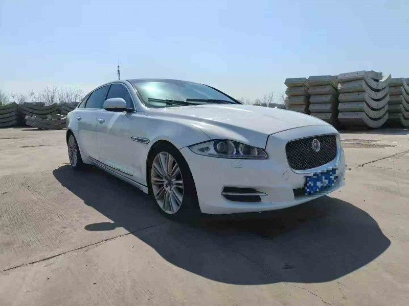 常德12年捷豹XJL3