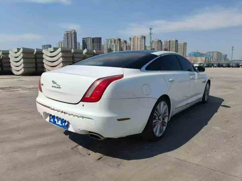 常德12年捷豹XJL8