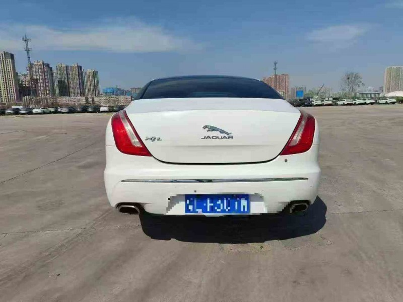 常德12年捷豹XJL9
