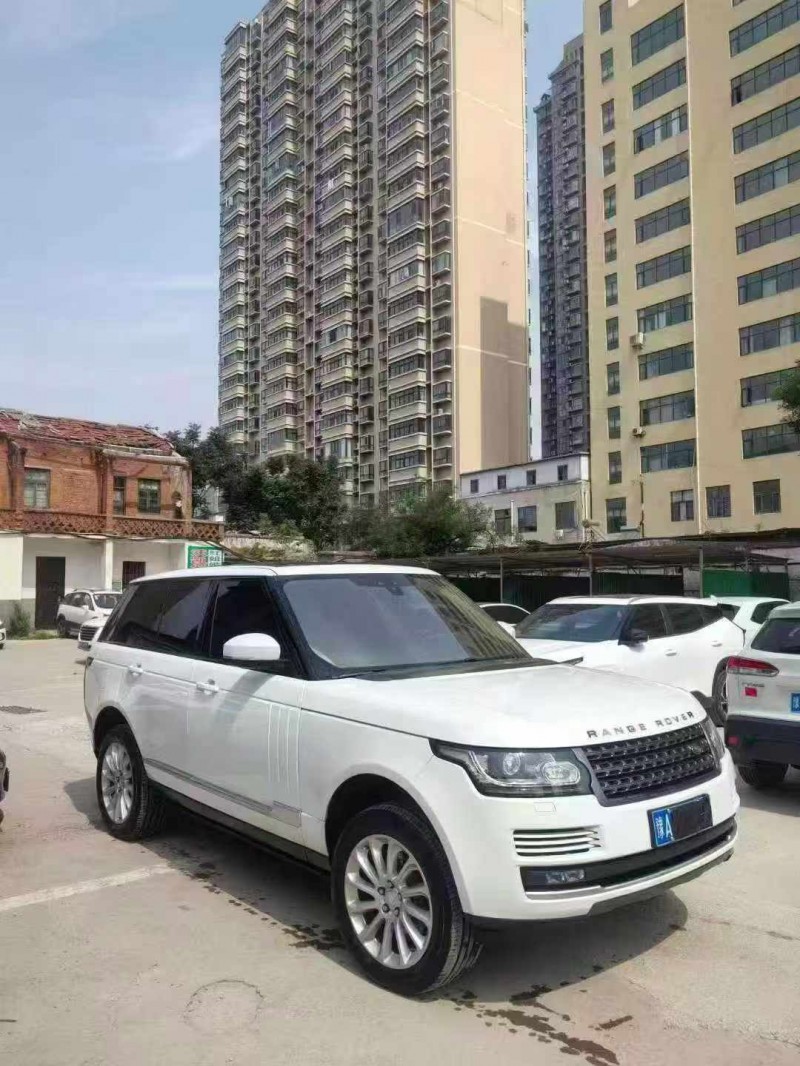 平顶山18年路虎揽胜行政3