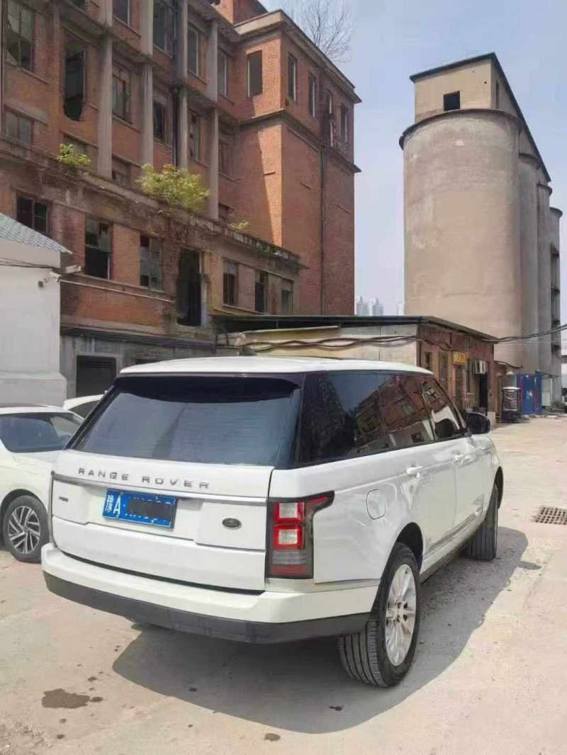 平顶山18年路虎揽胜行政9