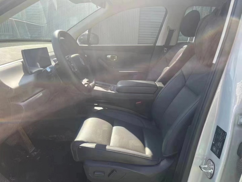 臨沂24年零跑汽車C106