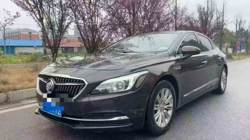 岳陽18年別克君威2