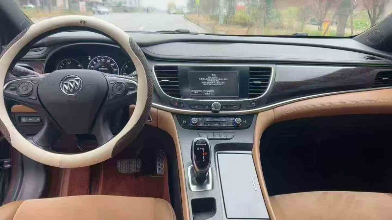 岳陽18年別克君威6