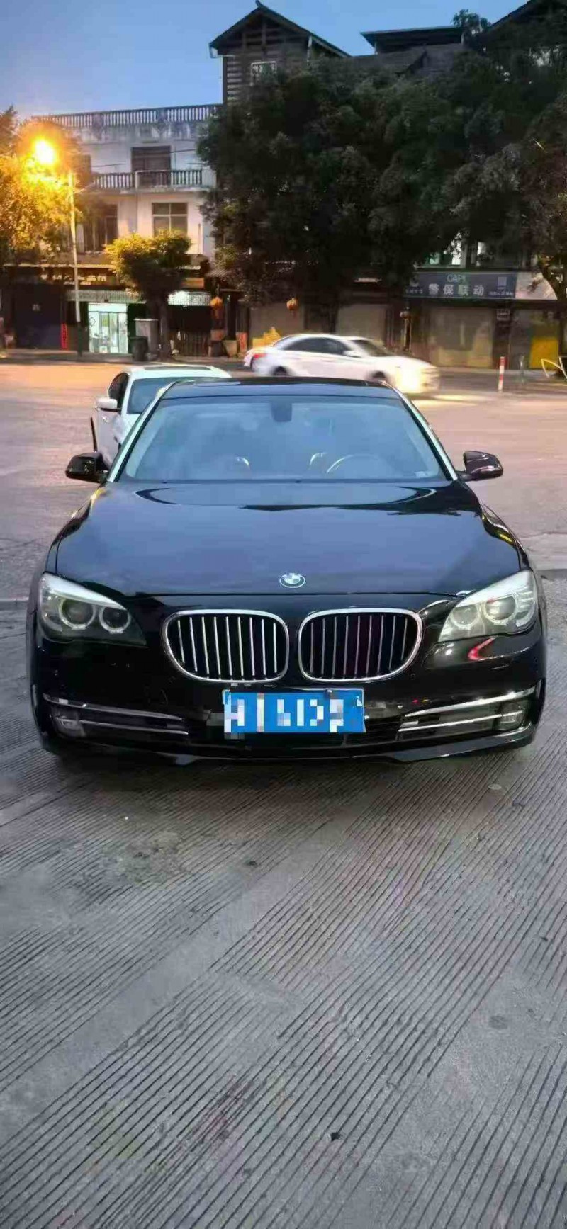 欽州14年寶馬7系1