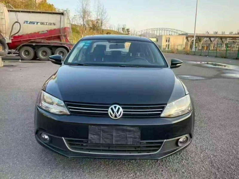 重慶14年大眾帕薩特1