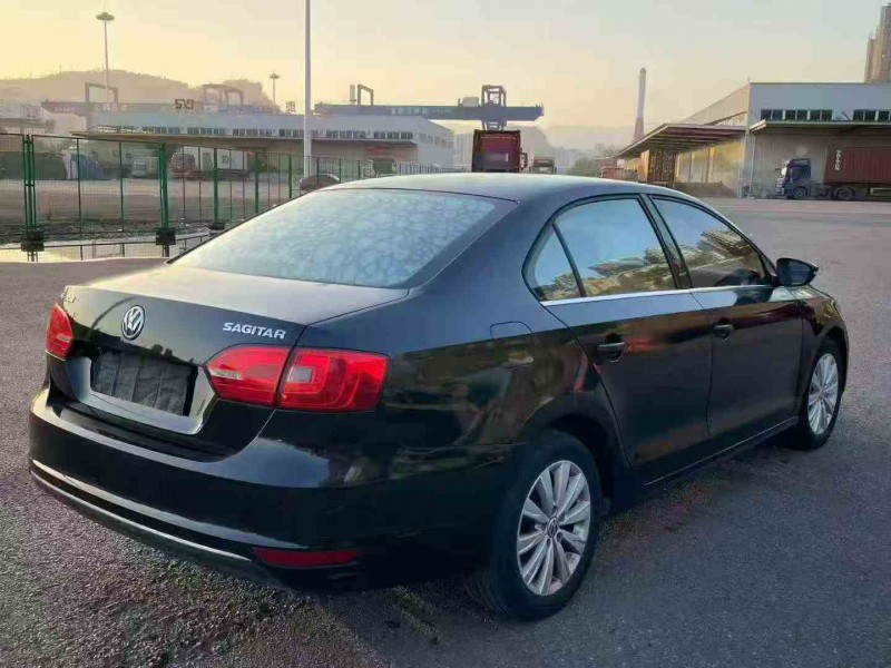 重慶14年大眾帕薩特8