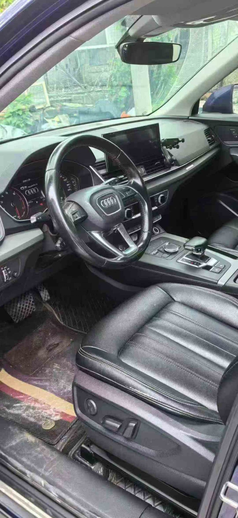 江門19年奧迪Q54