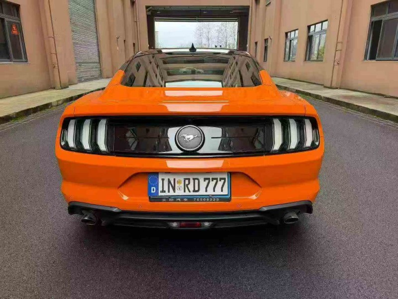 重慶22年福特野馬4