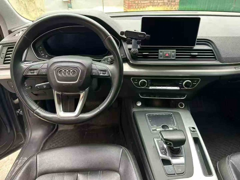 重庆20年奥迪Q56