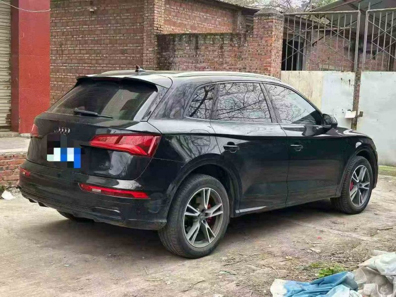 重庆20年奥迪Q57