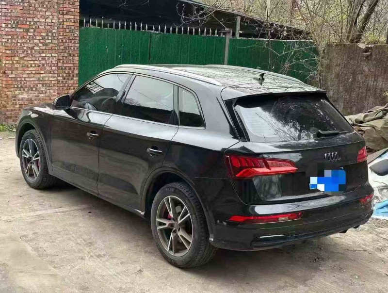 重庆20年奥迪Q59