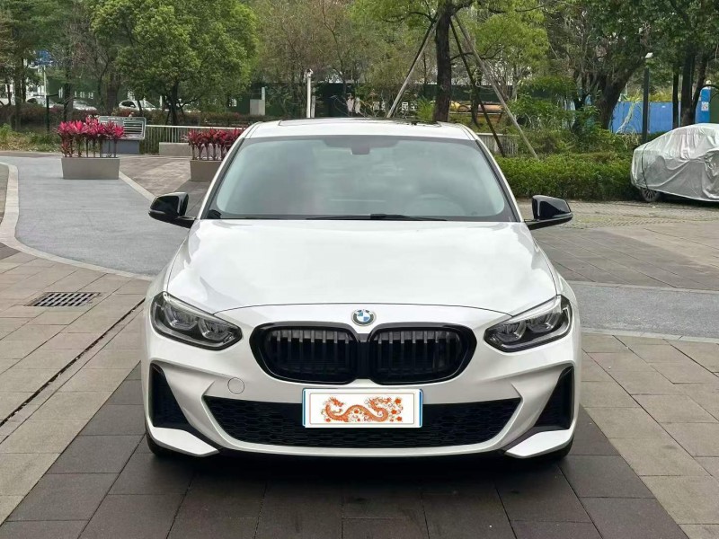佛山23年宝马1系1
