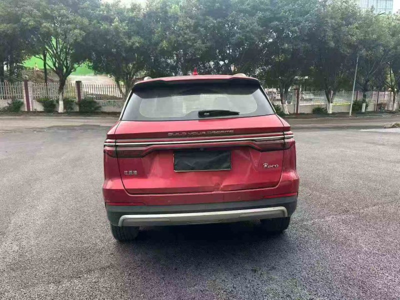 重庆19年比亚迪宋9