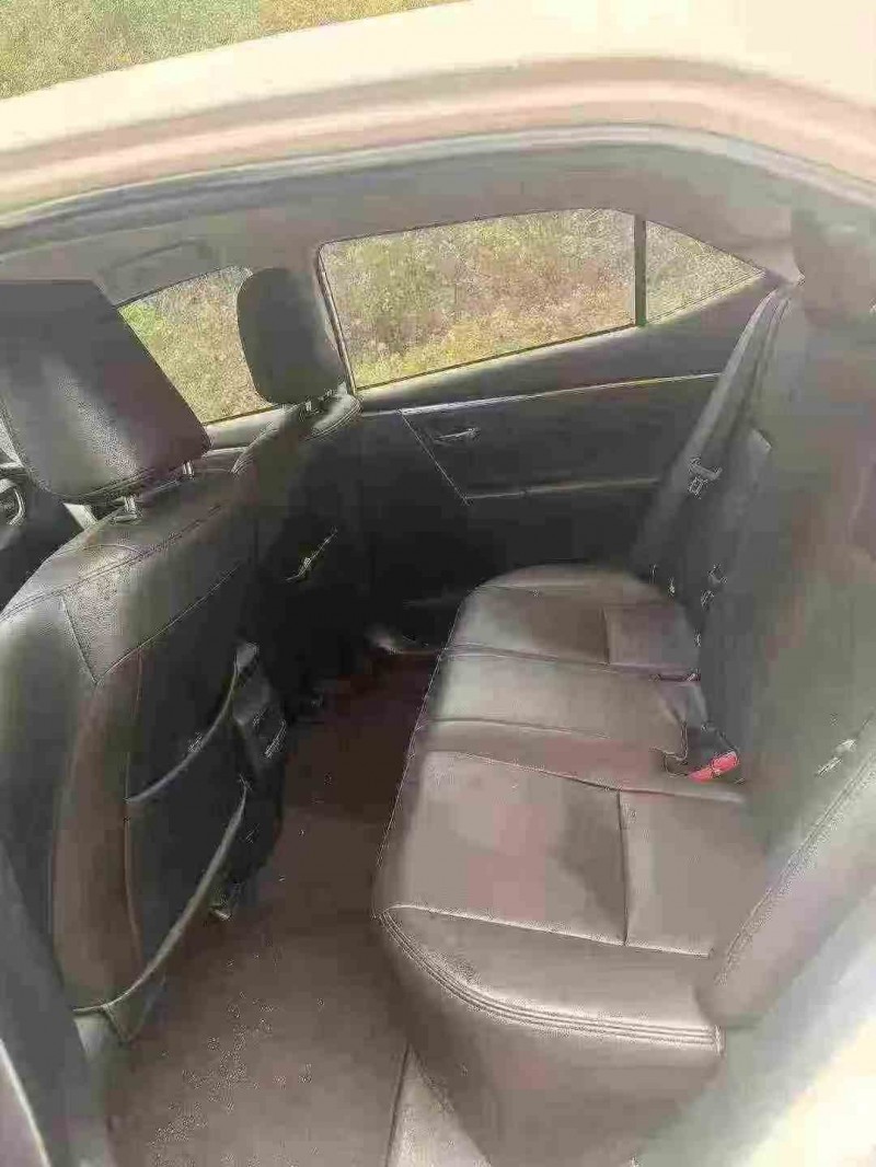 梧州16年丰田卡罗拉3