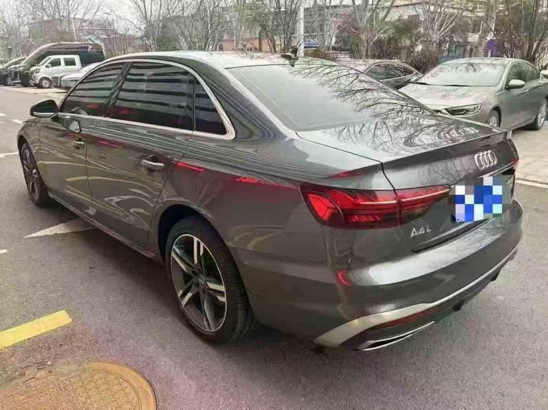 銅陵21年奧迪A4L8
