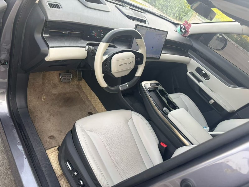 許昌22年奇瑞捷途2