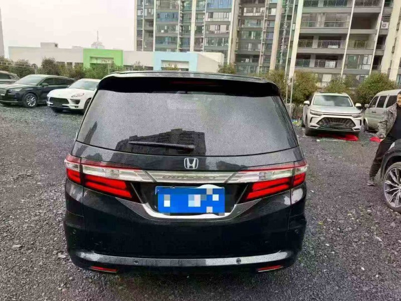 張家界16年本田奧德賽9