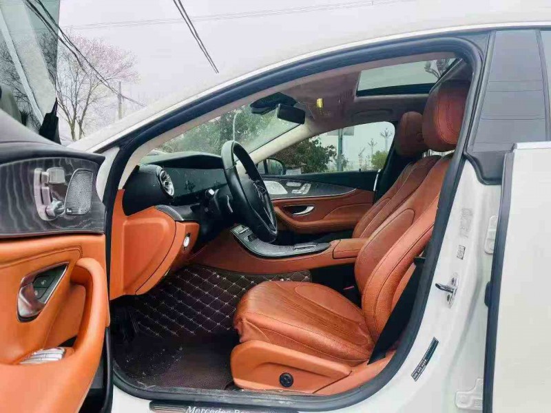 重慶22年奔馳CLS4