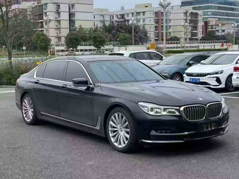 重慶17年寶馬7系2