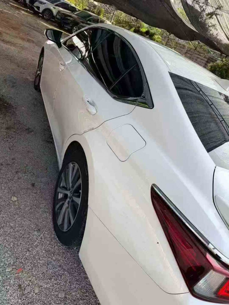 北海20年雷克萨斯ES6