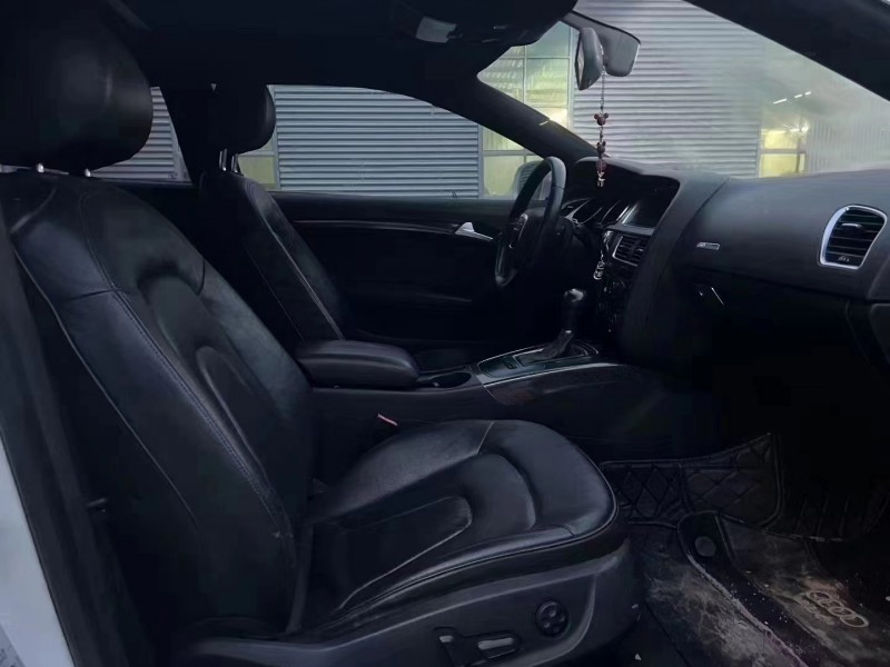 临沂11年奥迪A55