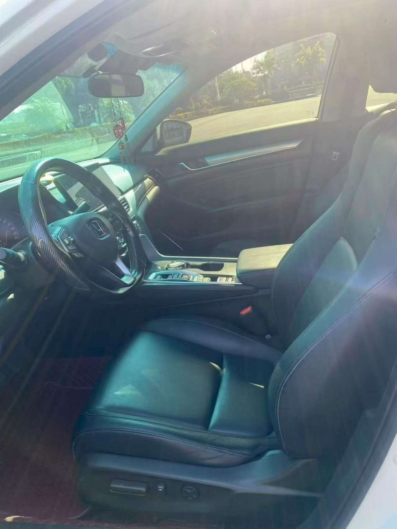 漳州22年本田雅閣4