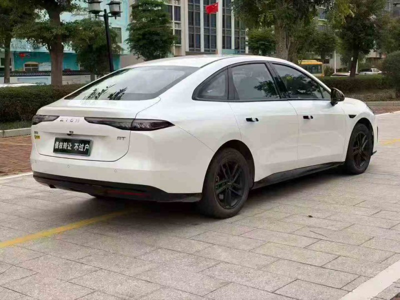 珠海25年傳祺埃安RT6