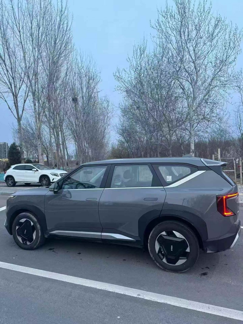 泸州26年起亚EV59