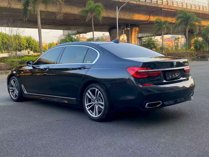 漳州17年寶馬7系8