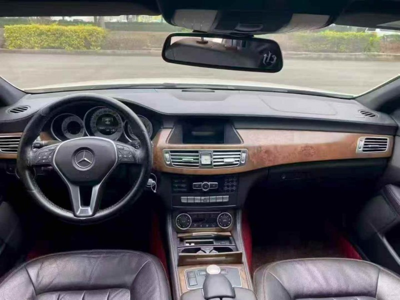 三明15年奔驰CLS4