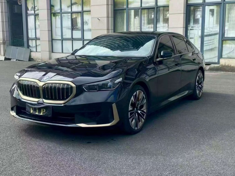 漳州24年宝马5系3