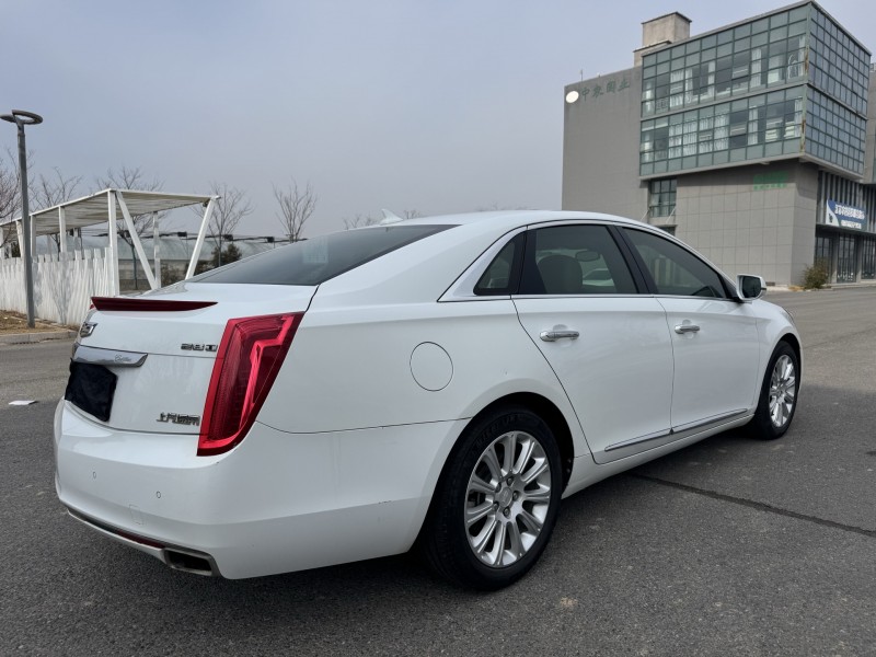 盐城16年凯迪拉克XTS5