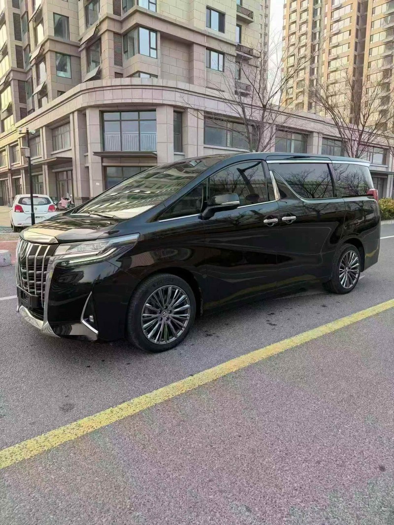 东营18年丰田埃尔法3