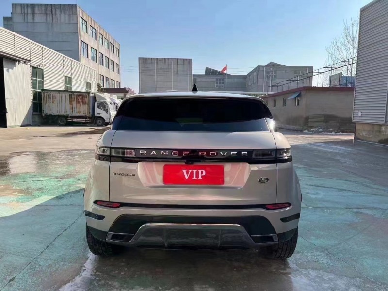 临沂24年路虎极光9