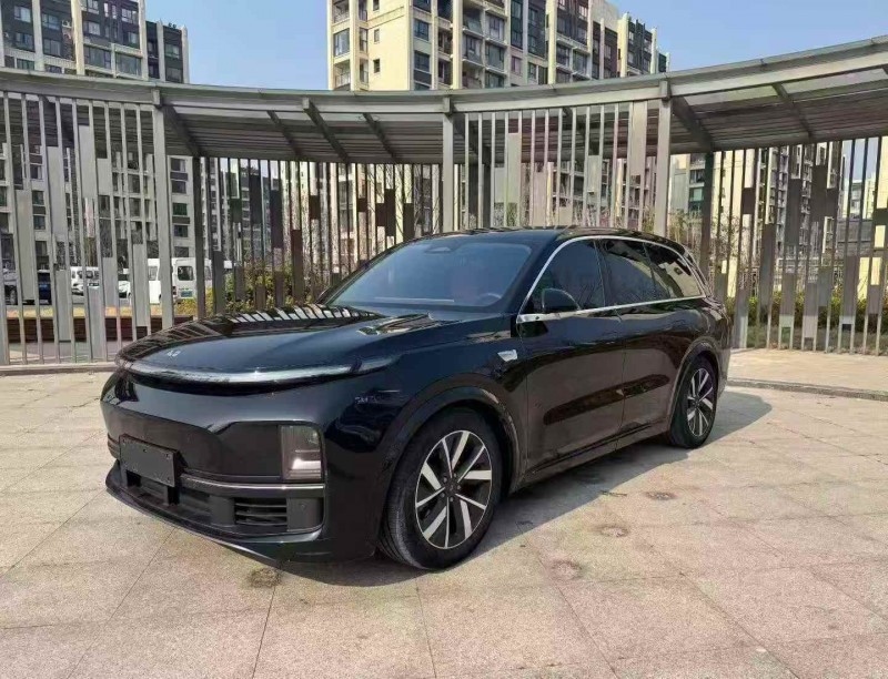 苏州23年理想L82