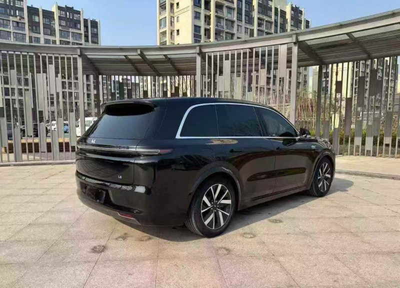 苏州23年理想L88