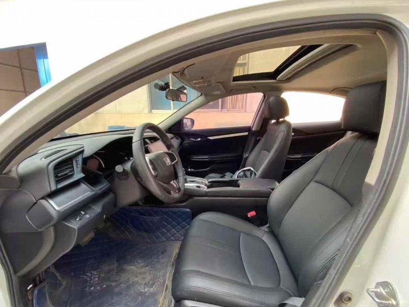 潍坊19年本田思域4