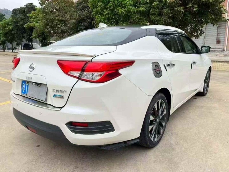 珠海16年日產藍鳥8