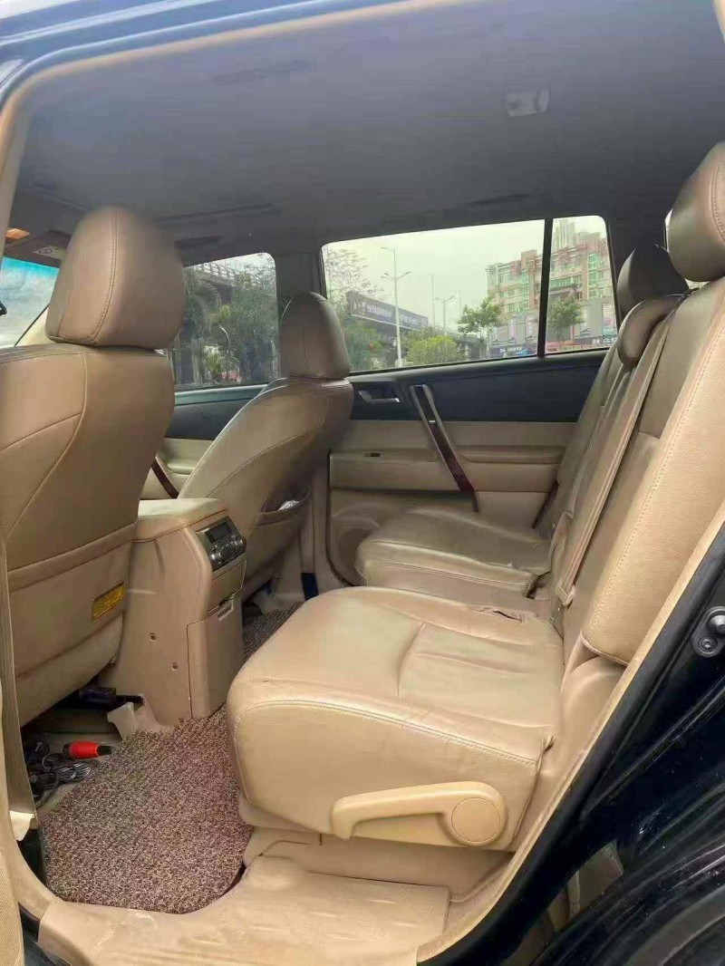 金华13年丰田汉兰达6