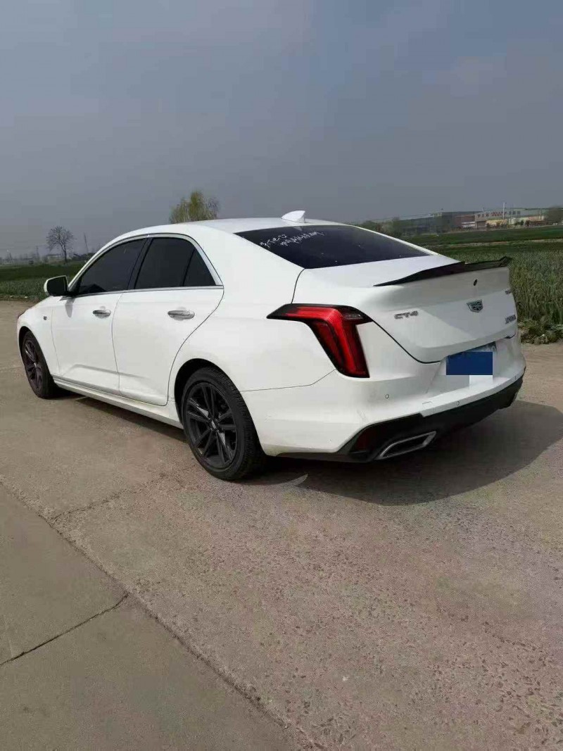 濟寧22年凱迪拉克CT48