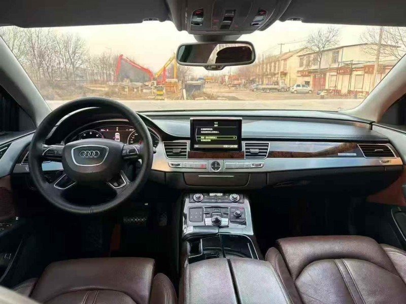 潍坊15年奥迪A8L4