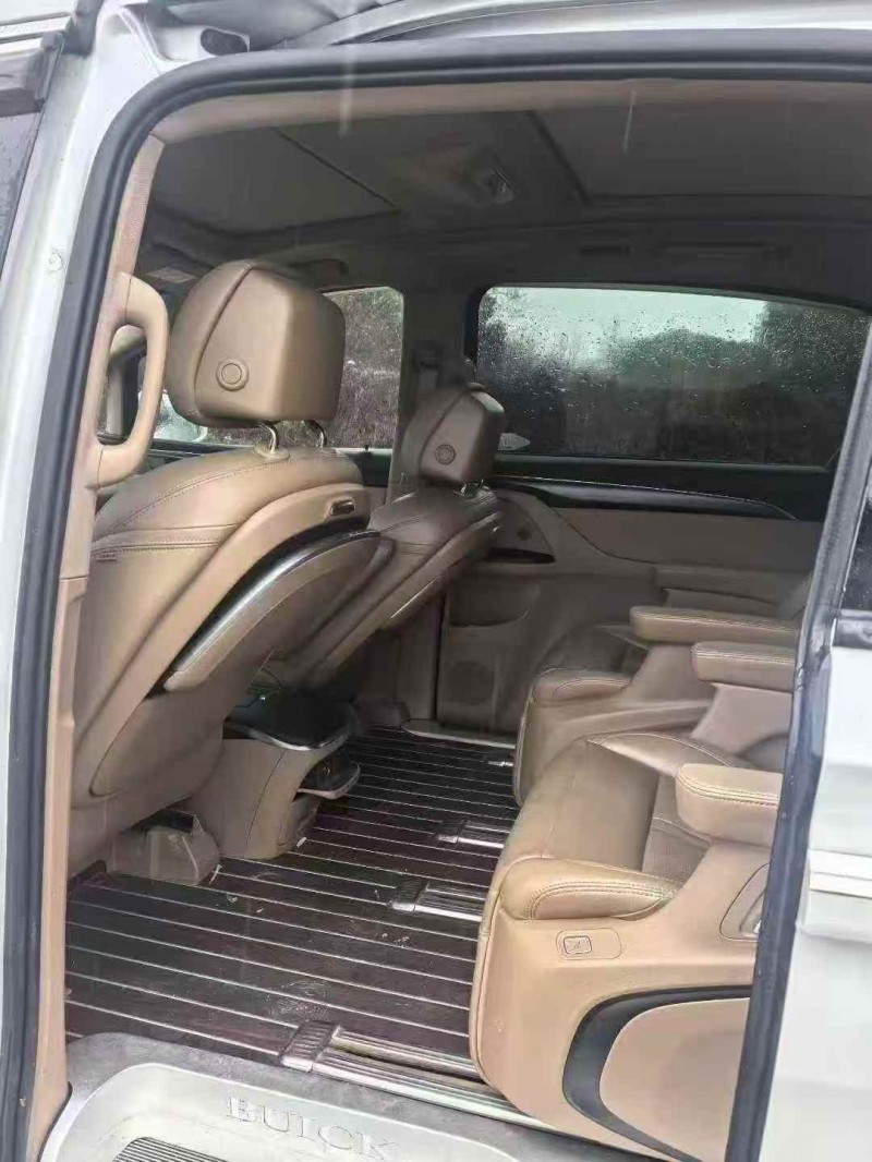 鄂州20年別克GL85