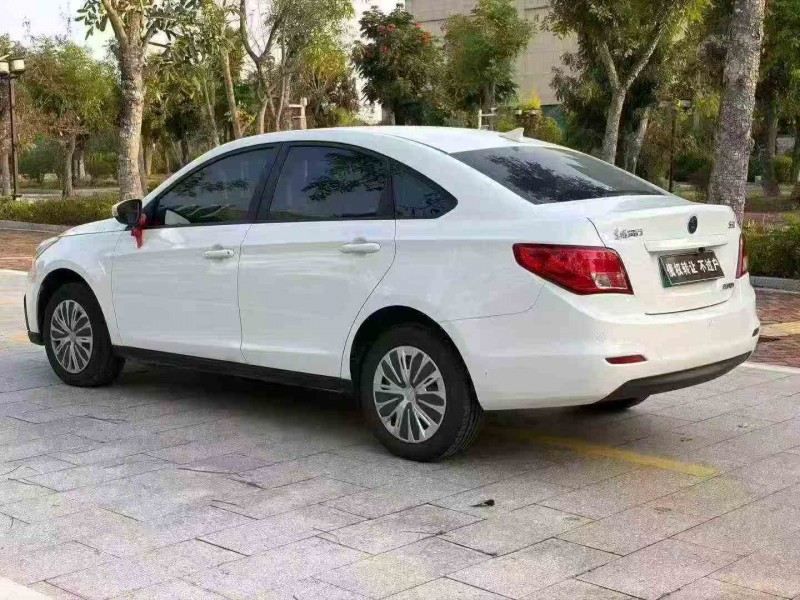 珠海25年東風風行7