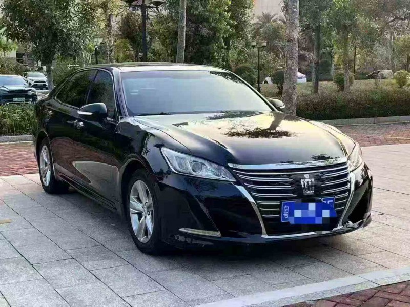 汕頭18年豐田皇冠2